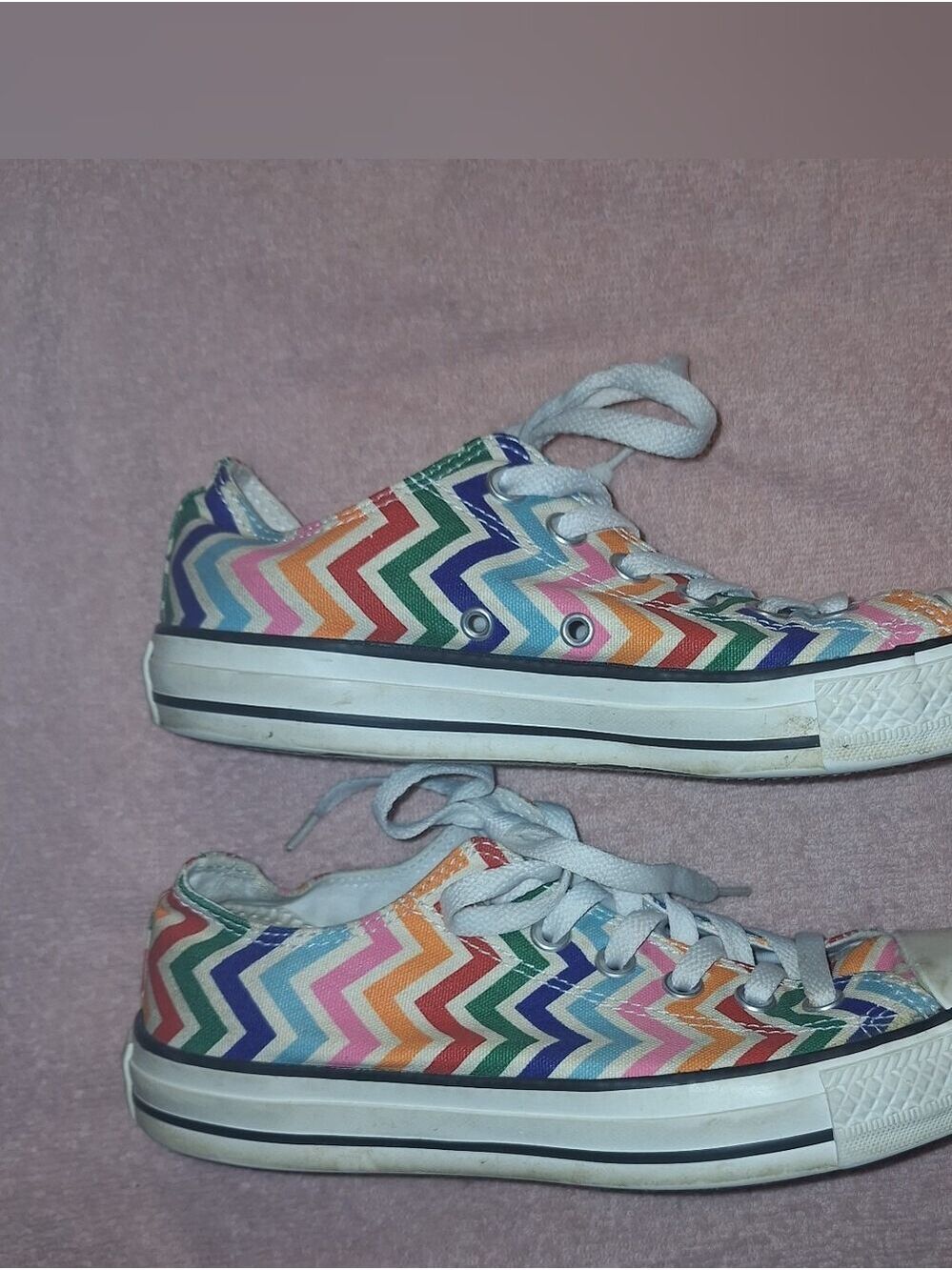 Converse Womens' Low Top Sneakers in Multi-Color Chevron - Picture 2 of 5